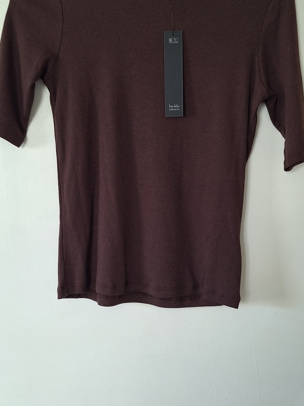 Nicole Miller Short-Sleeve Ribbed Tee - Dark Brown